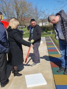 IMG-94b82c11705d45e210f48f6dc1d8acfd-V